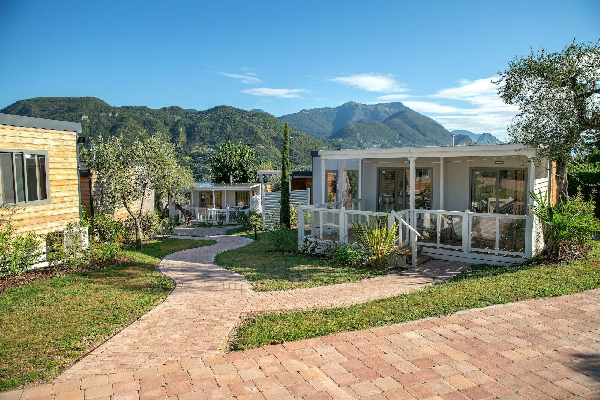 Weekend Glamping Resort San Felice del Benaco Exterior photo